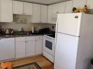 60 North St, Saco, ME 04072