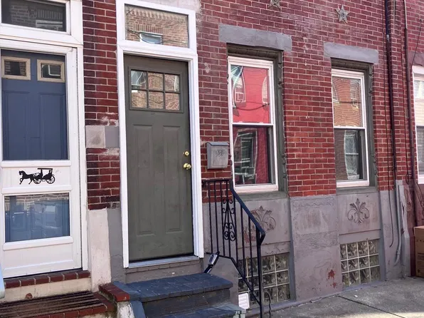 332 Mercy St, Philadelphia, PA 19148