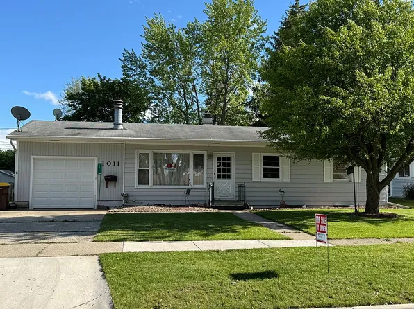 1011 Iowa St, Alma, MI 48801