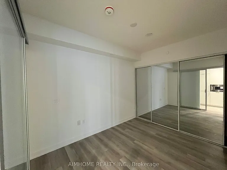 121 Saint Patrick St #B410 — Photo 12