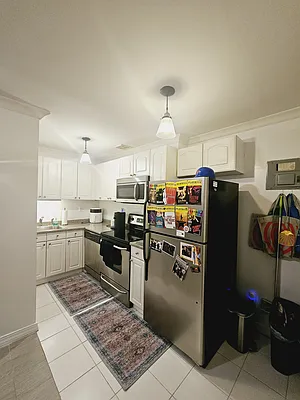 Rented by Green Home NY Realty LLC | media 9