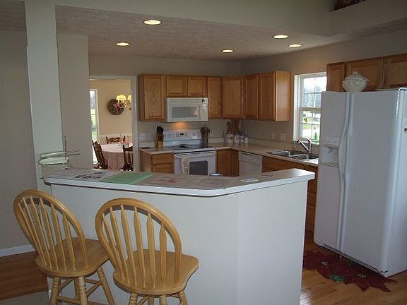 3rd image of 4307 Belmont Ct