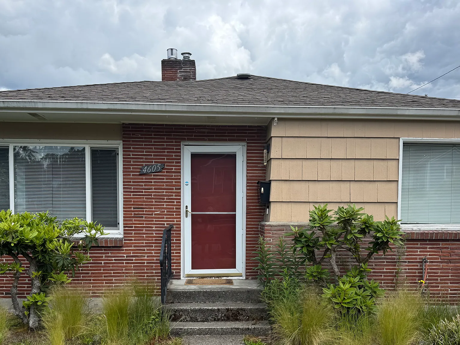 3 bed, 1000 sqft, $2,800 — Photo 1