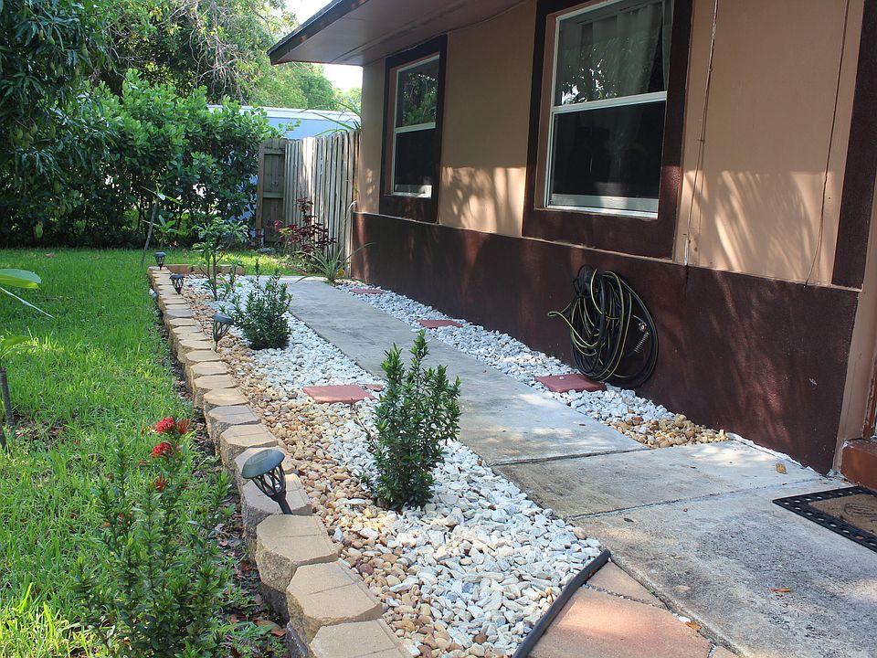 1st image of 431 S Chillingworth Drive