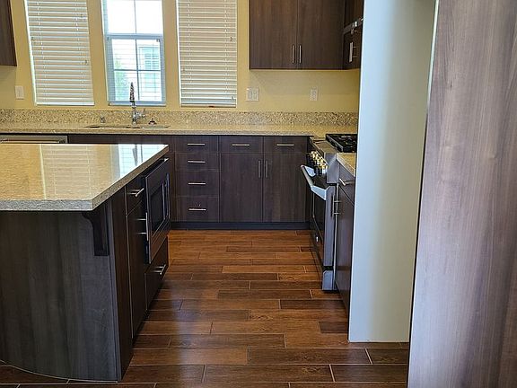 4th image of 177 Colner Cir