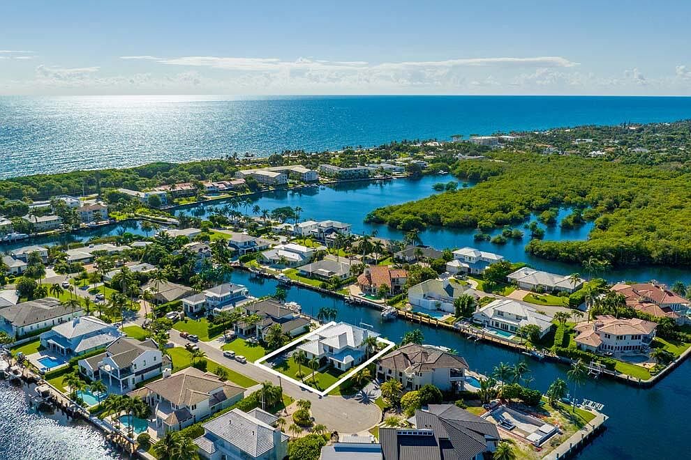 21 Eleuthera Dr, Ocean Ridge, FL 33435 | MLS #RX-10926412 | Zillow