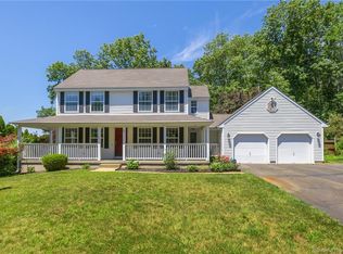 231 Meadowbrook Dr, Manchester, CT 06042