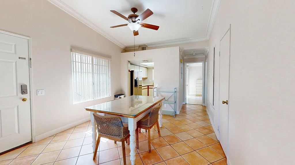 2 bed, 2.0 bath, 1175 sqft, $2,350 — Photo 2