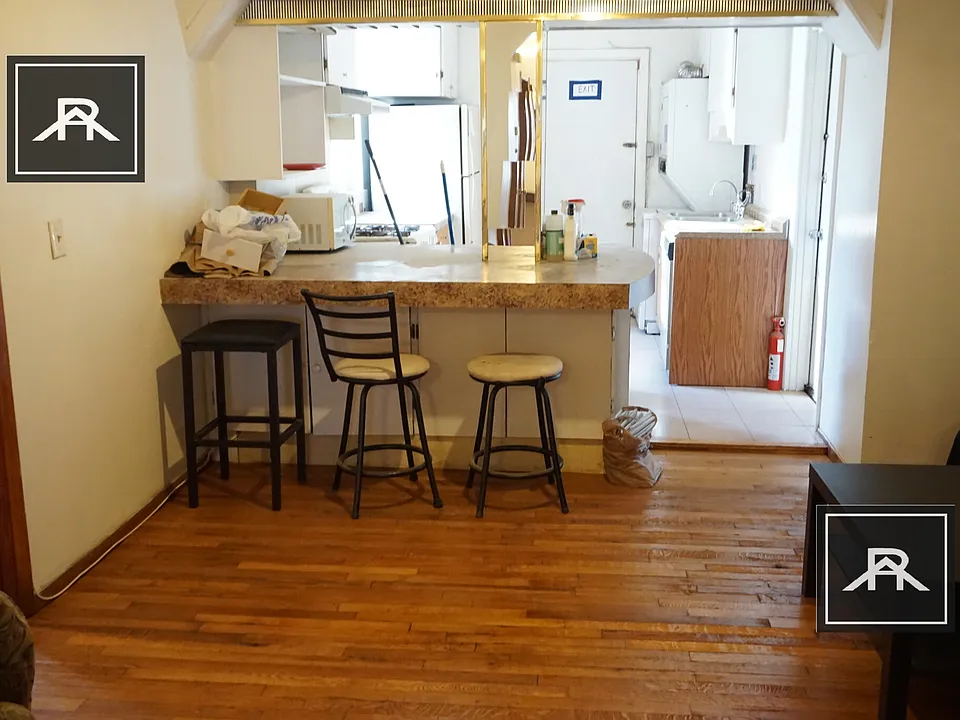 46 Park Vale Ave #3
