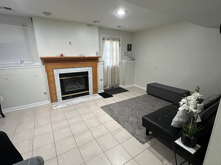8607 Walcott Ct — Photo 9