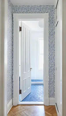 Sold by Compass | media 25