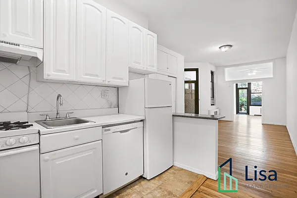 Rented by Lisa Management Inc | media 2