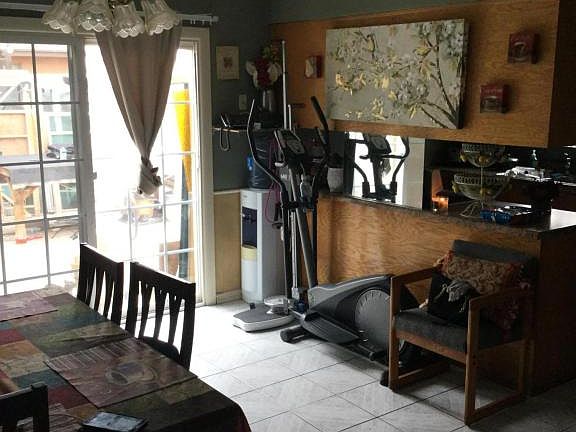 5th image of 5545 W Virginia Ave