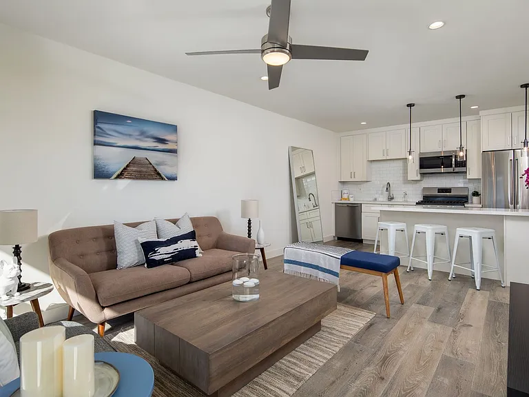 Sierra Street TIC (321 El Segundo/Palm LLC) — Photo 30