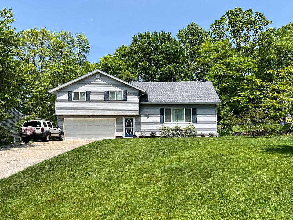 1st image of 2199 Sherwin Dr
