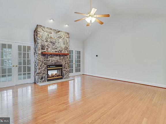 5th image of 6338 Grant Chapman Dr