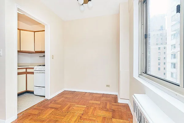 Rented by Keller Williams NYC | media 4