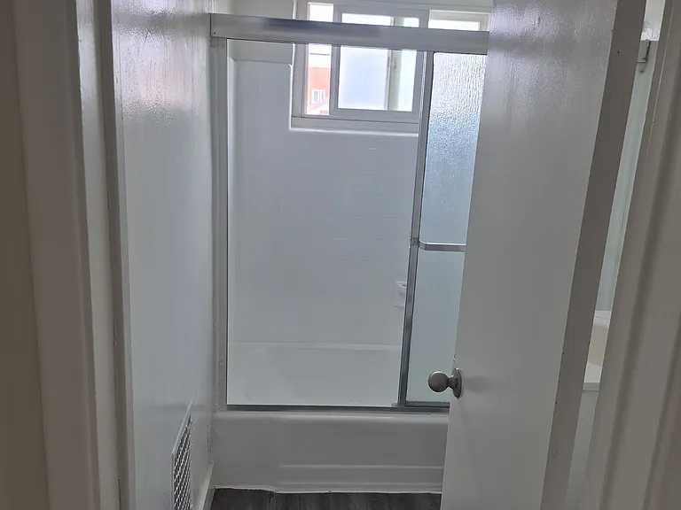 342 W Palm St #C — Photo 7
