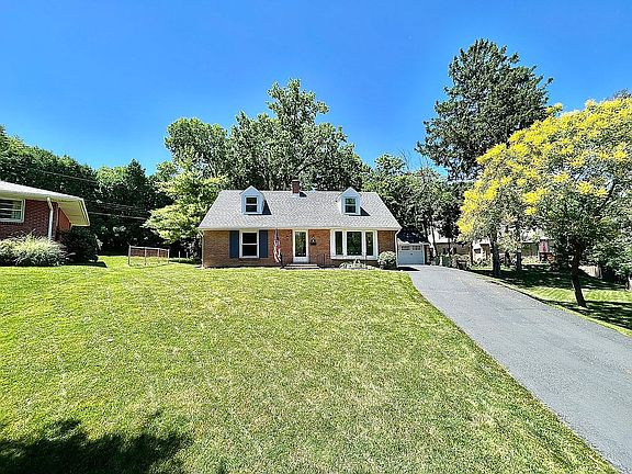 4th image of 48 Shafor Cir