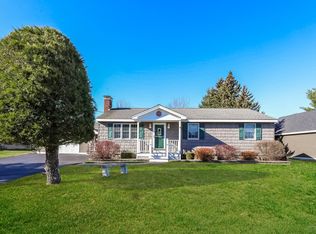 16 Plymouth Dr, Biddeford, ME 04005