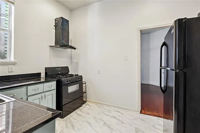 7429 Freret St — Photo 6