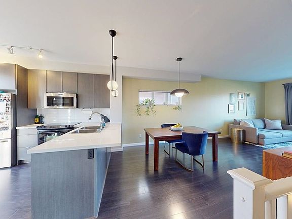 5th image of 19505 68a Ave #70