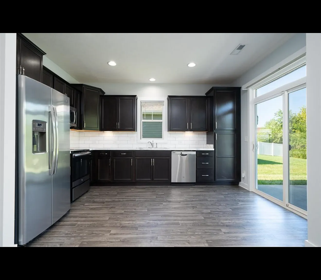 3 bed, 1194 sqft, $1,750 — Photo 3