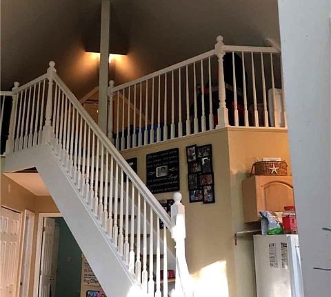 5th image of 31 Mitchell Dr