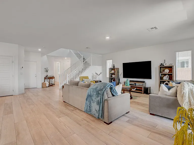7069 Range Valley St — Photo 15