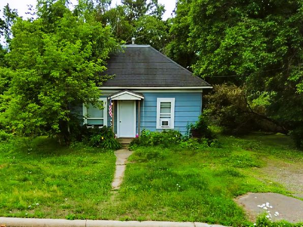 218 Sabin Ave W