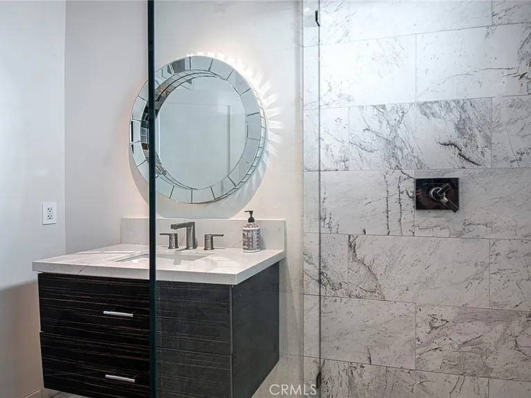 308 Poppy Ave — Photo 17
