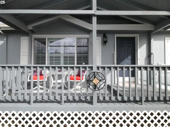 4155 NE Three Mile Ln Unit 157, McMinnville, OR 97128