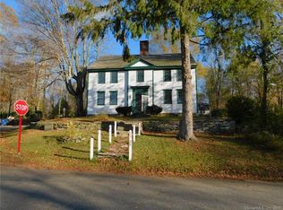 32 Amos Rd, Preston, CT 06365