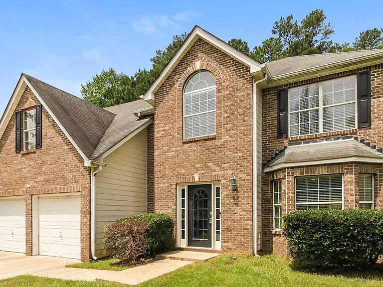 6849 Fireside Ln — Photo 2
