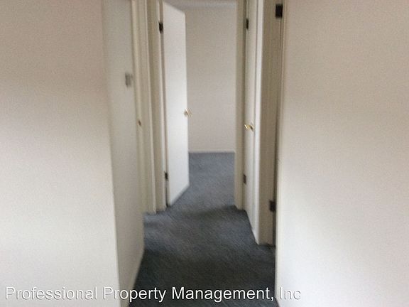 4th image of 735 W Sussex Ave APT 4