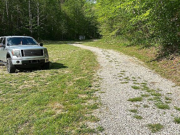 4th image of 7466 Hawkins Branch Rd