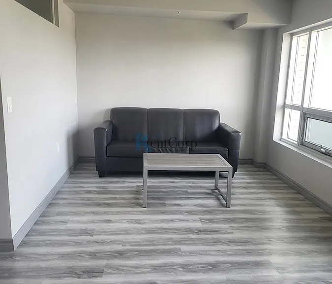275 Larch St #1 — Photo 6