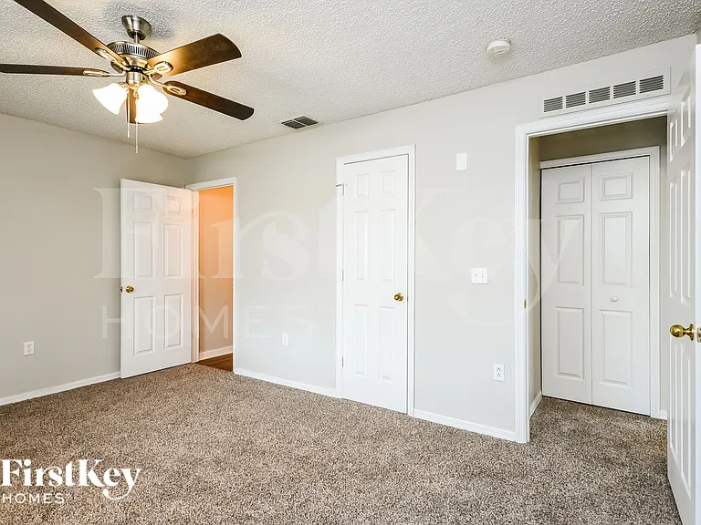 3637 Queens Cove Blvd — Photo 11