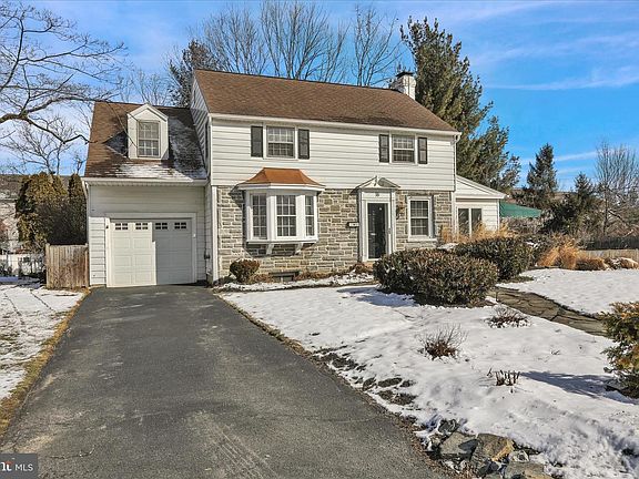 2nd image of 16 Haskell Dr
