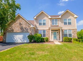 119 Reston Ct, Sycamore, IL 60178