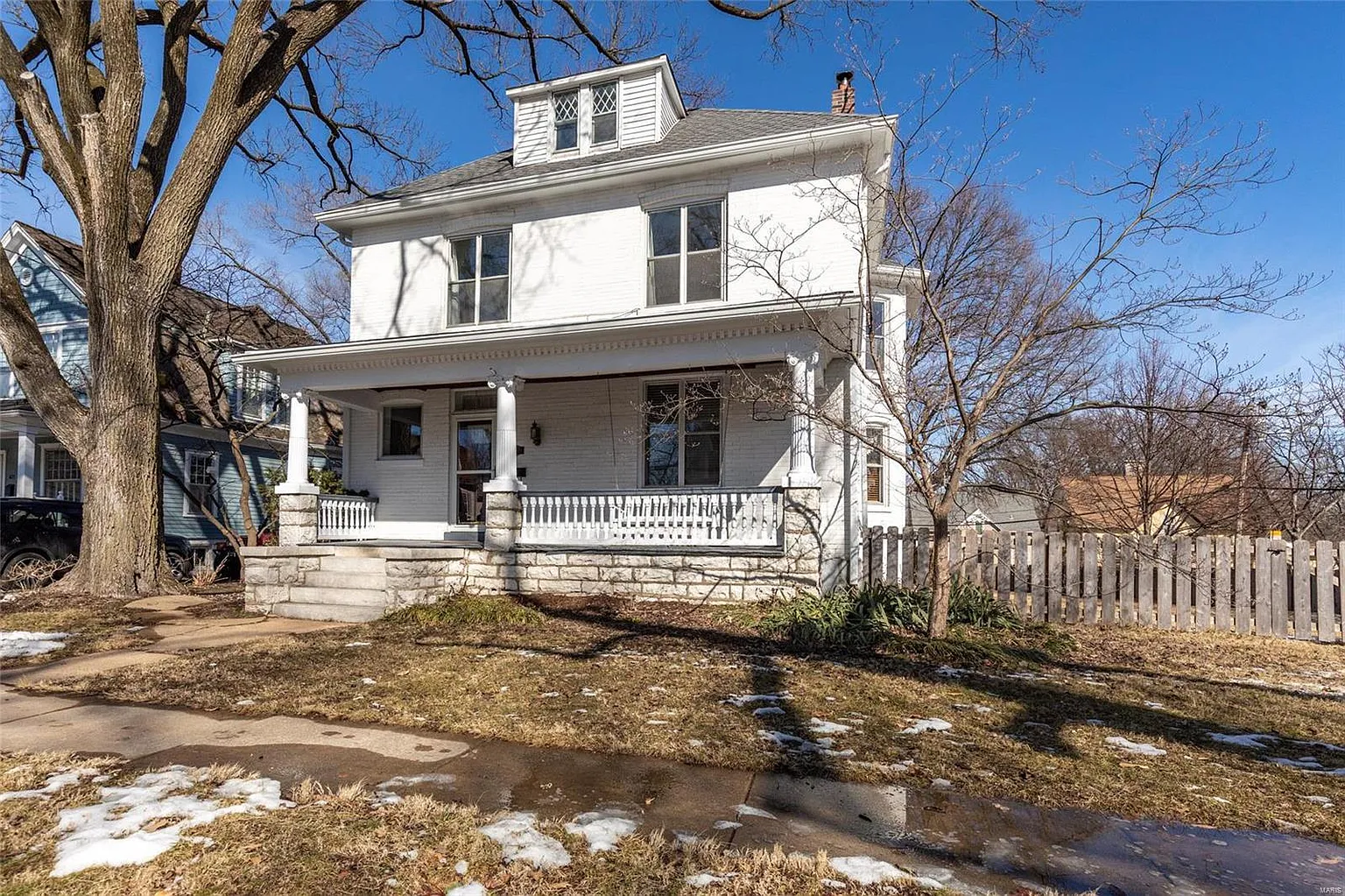 627 Clark Ave photo 1