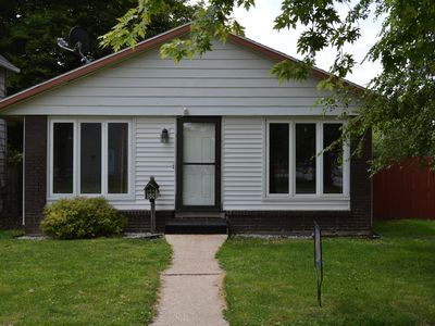 411 S Fulton Ave, Bradley, IL, 60915