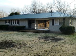 190 W Lynn Dr, Manchester, TN 37355