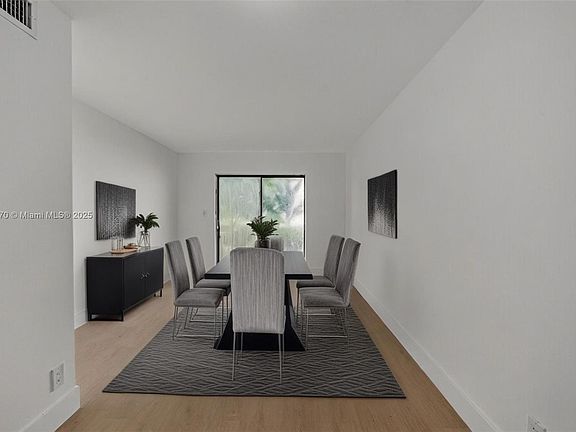 2nd image of 4198 Lakeside Dr #4198