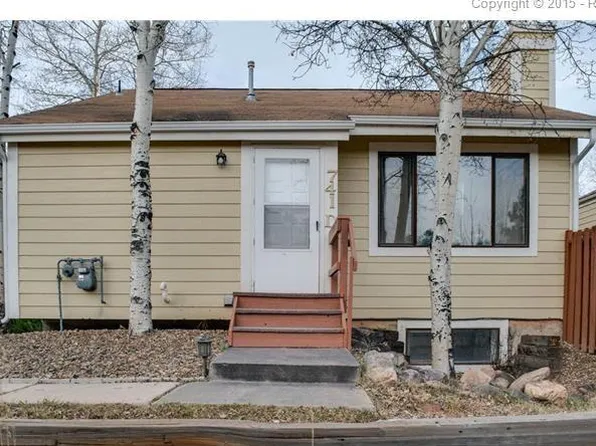 741 Columbine Village Dr, Woodland Park, CO 80863