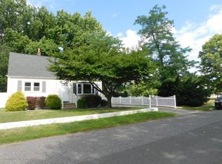 15 Liberty Pl, Hazlet Township, NJ 07734