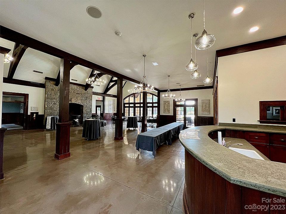 1st image of 2069 Beauhaven Ln