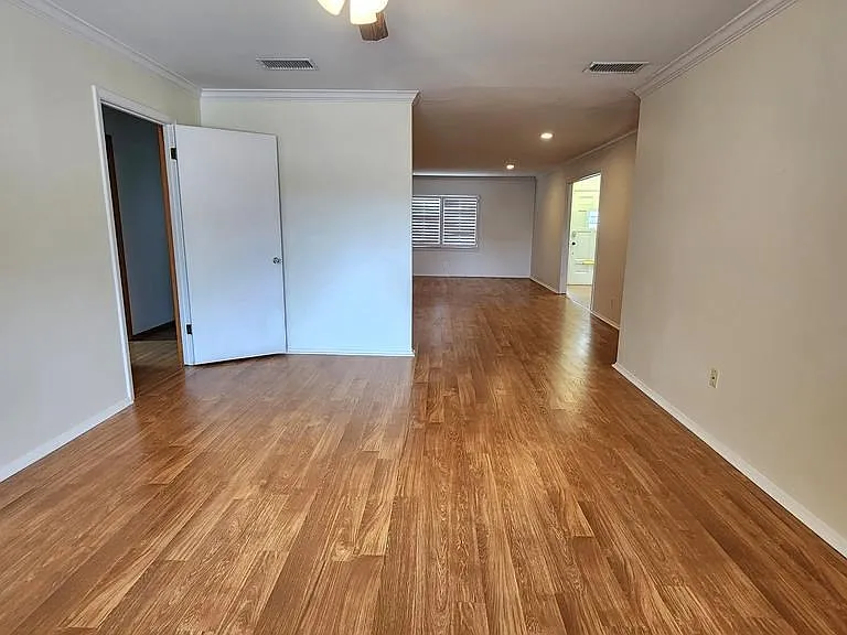 2305 Country Club Dr — Photo 14