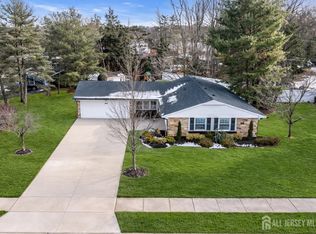 3 Noble Pl, Aberdeen, NJ 07747