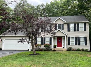 6006 Fox Point Rd, Fredericksburg, VA 22407